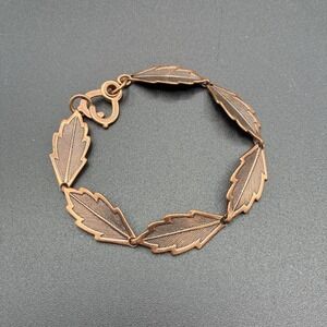Beautiful Vintage Copper Leaf Bracelet Marked 8in